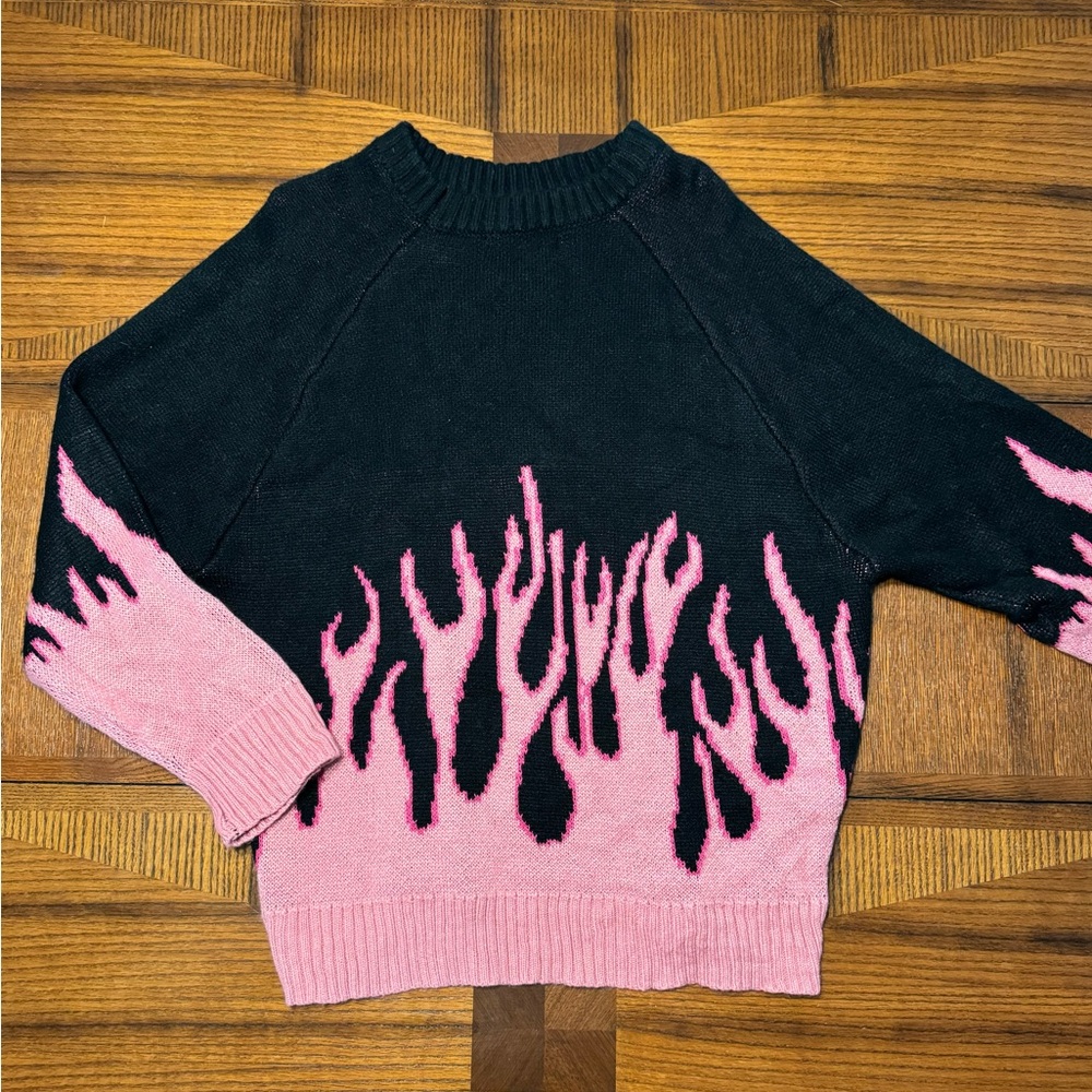 Black/Pink Aelfric Eden Sweater